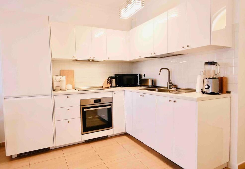 Costa Adeje, 2 Bedrooms Apartment Eksteriør billede