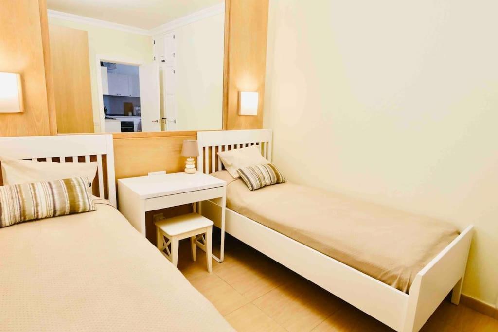 Costa Adeje, 2 Bedrooms Apartment Eksteriør billede