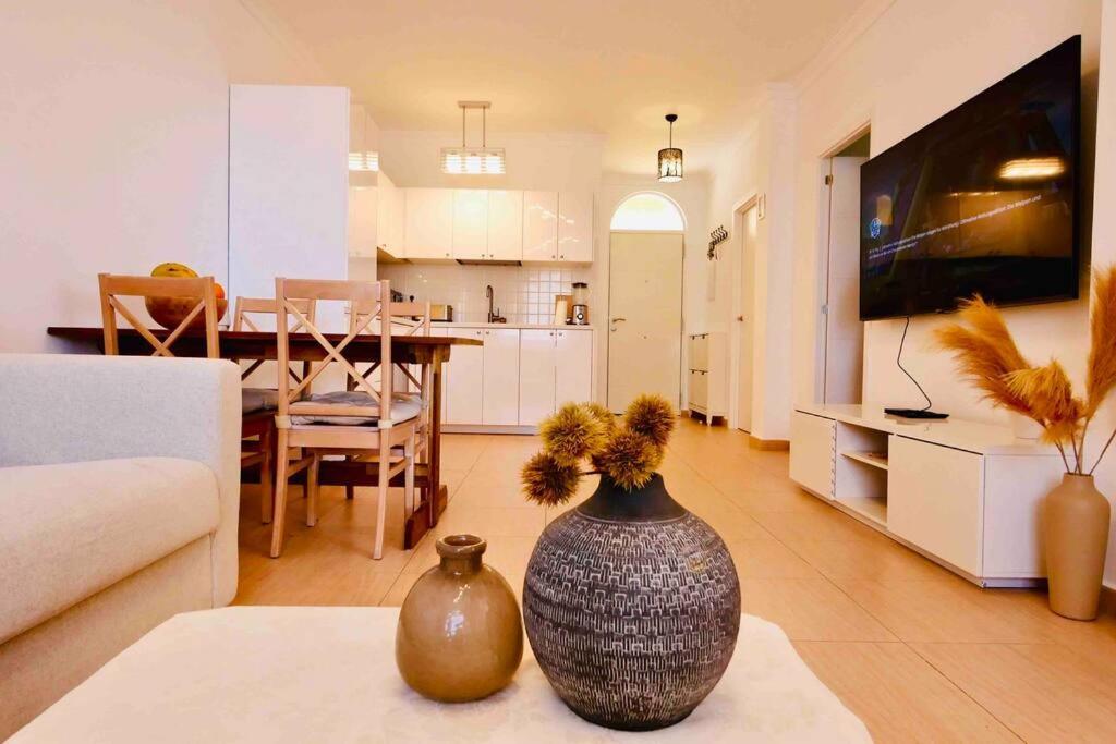 Costa Adeje, 2 Bedrooms Apartment Eksteriør billede