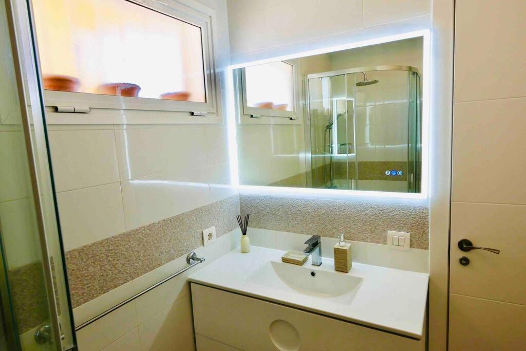 Costa Adeje, 2 Bedrooms Apartment Eksteriør billede